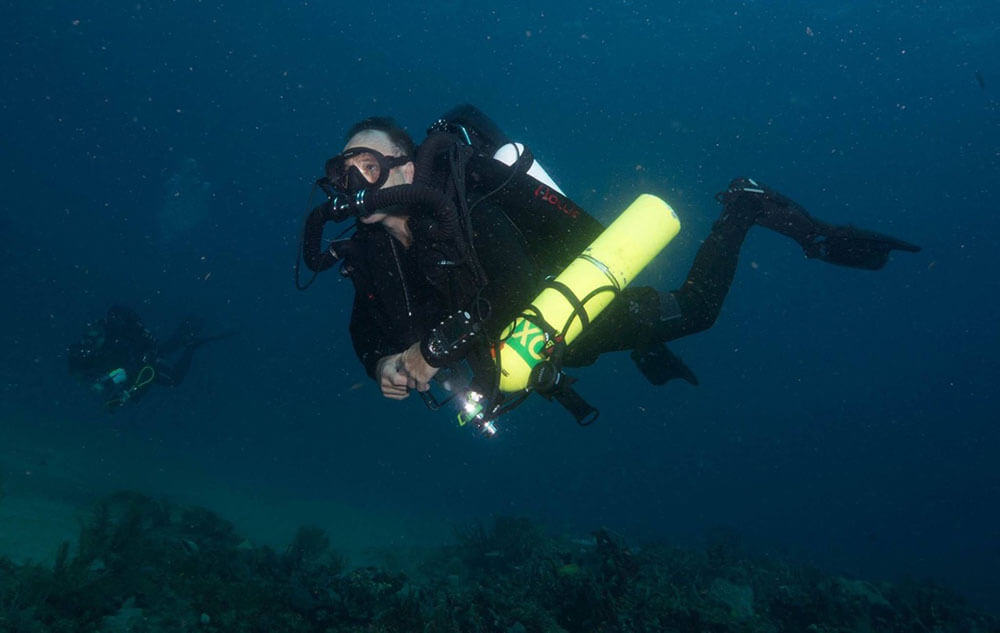 Rebreather training at 205ft